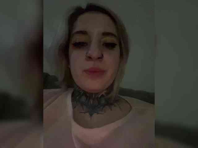 AllisonXAlfred webcam