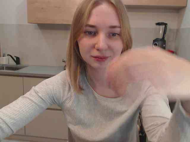 Maria09900 webcam