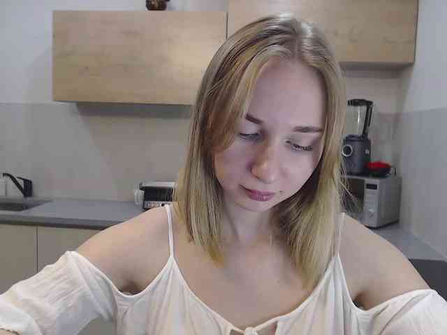Maria09900 Live Webcam on BongaCams