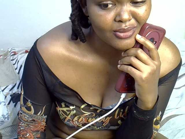 Sexytery's BongaCams show and profile