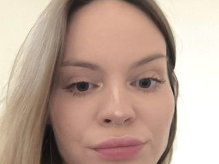 PregnantElf Porn Show