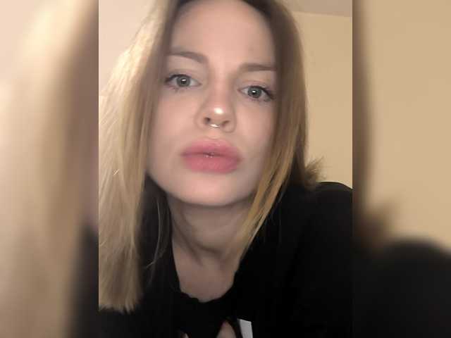 видео PregnantElf