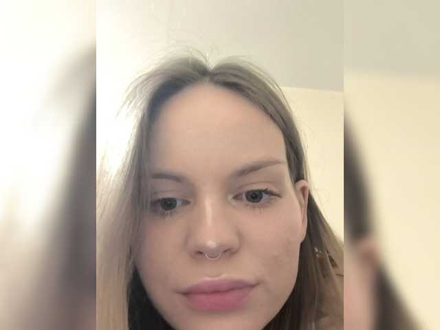 модель PregnantElf