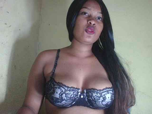 Triida Live Webcam on BongaCams