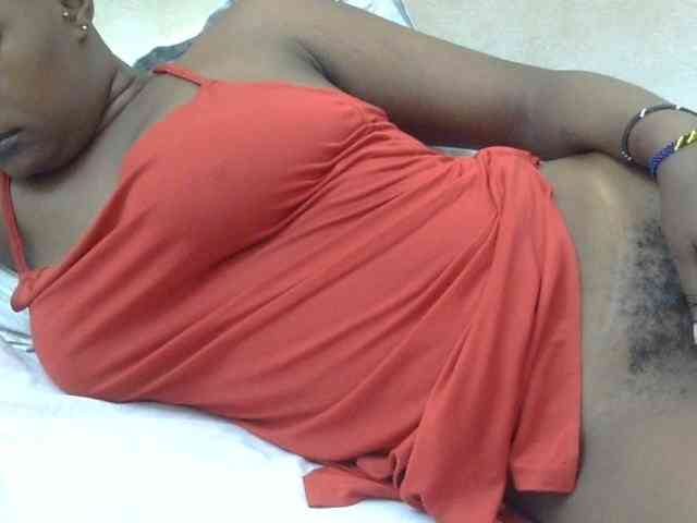 Kiki-malia Live Webcam on BongaCams