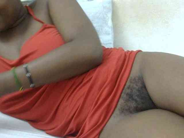 Kiki-malia Live Webcam on BongaCams