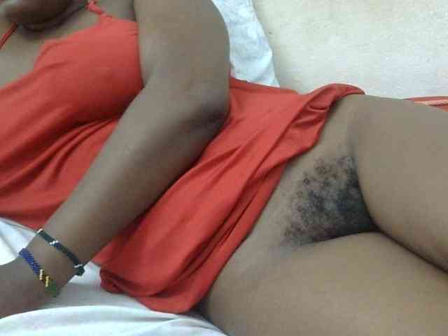 Kiki-malia Live Webcam on BongaCams