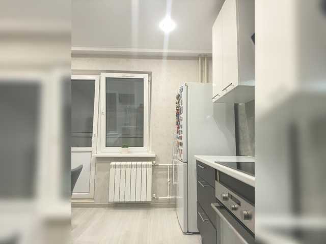 sweetmonaco's BongaCams show and profile