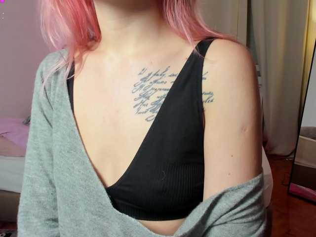 NaomiRosy's BongaCams show and profile