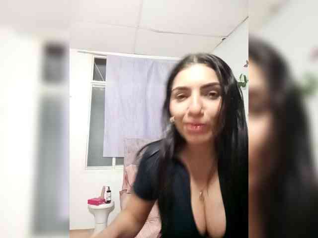 CaroLunahot webcam