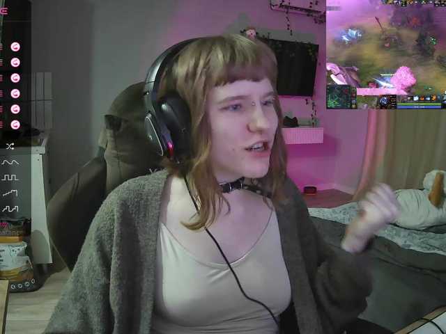 rinichkaa's BongaCams show and profile