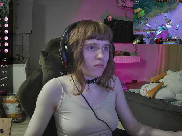 rinichkaa's BongaCams show and profile