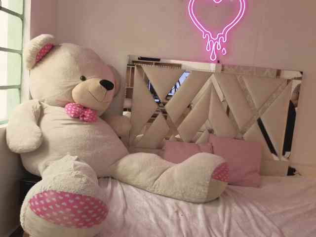 MILAH-TAY Live Webcam on BongaCams