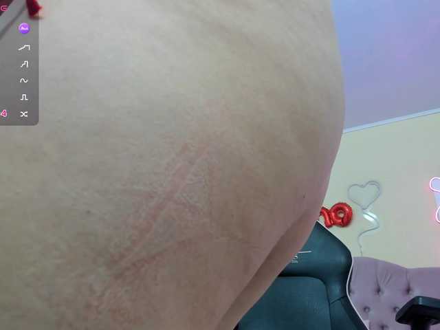 SABRINA-TAY's BongaCams show and profile