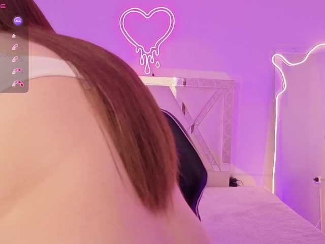 SABRINA-TAY's BongaCams show and profile