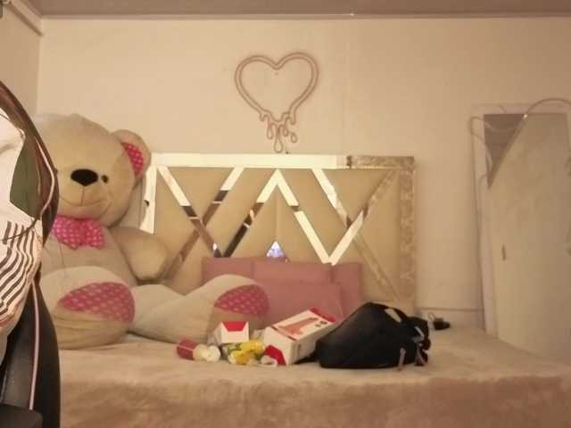 SABRINA-TAY's BongaCams show and profile