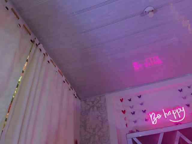 SABRINA-TAY Live Webcam on BongaCams