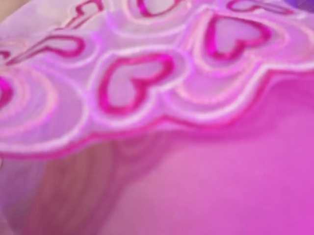 NEFTIS-TAY's BongaCams show and profile