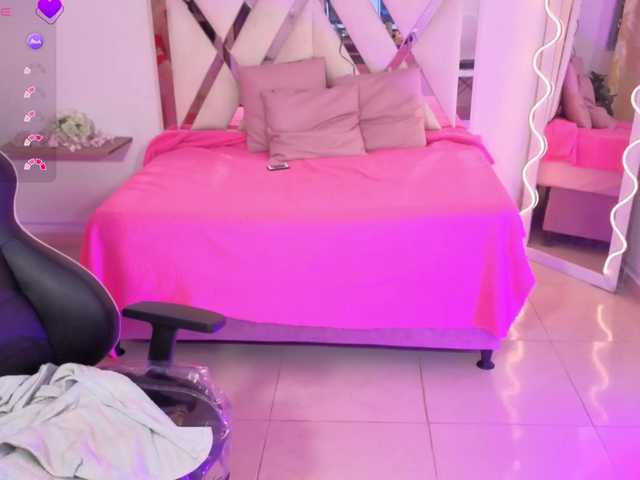 NEFTIS-TAY's BongaCams show and profile