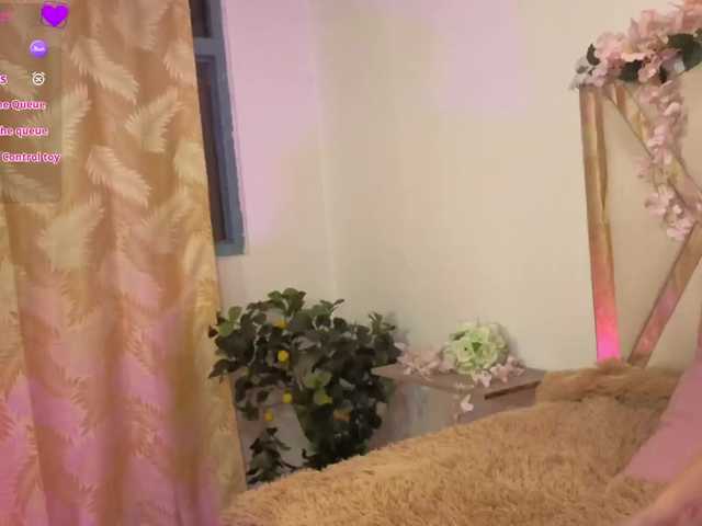 NEFTIS-TAY's BongaCams show and profile