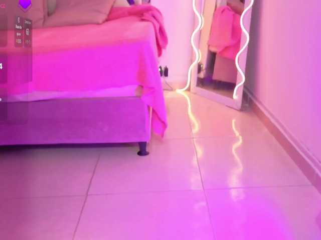 NEFTIS-TAY's BongaCams show and profile