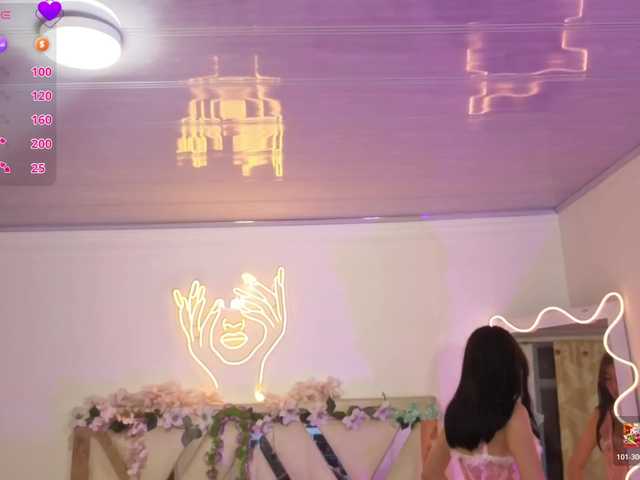 NEFTIS-TAY's BongaCams show and profile