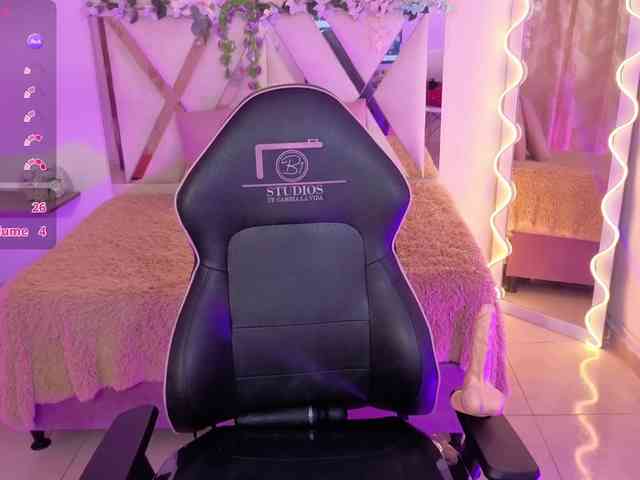 NEFTIS-TAY Live Webcam on BongaCams