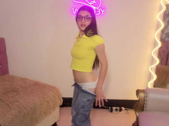 MAHYRA-TAY's BongaCams show and profile