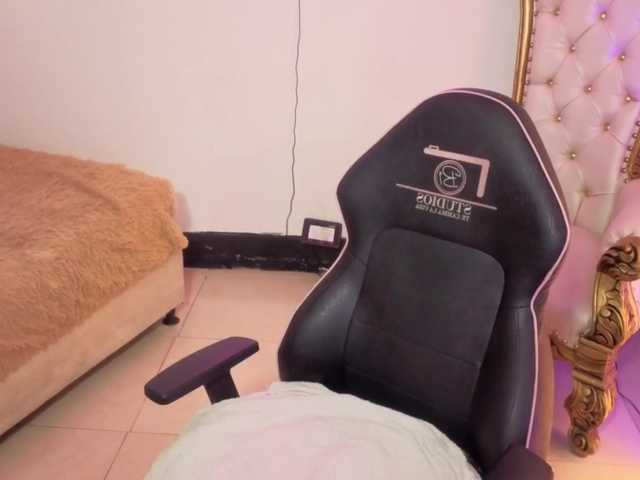 MAHYRA-TAY's BongaCams show and profile