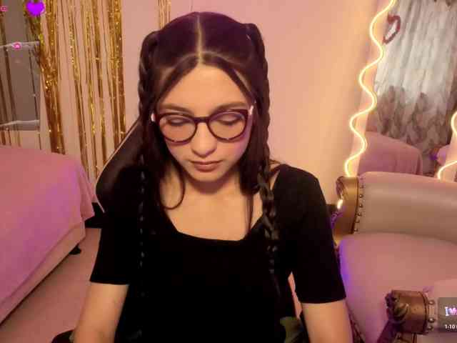 MAHYRA-TAY MAHYRA-TAY