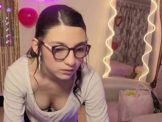 MAHYRA-TAY Live Webcam on BongaCams