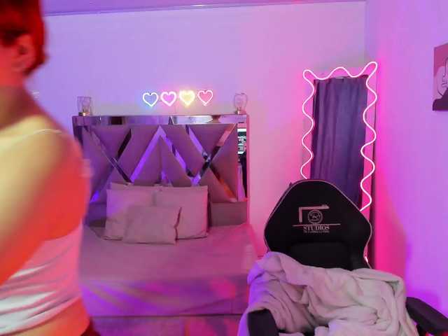 RIO-TAY1's BongaCams show and profile