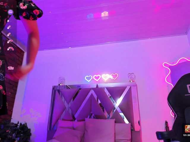 RIO-TAY1's BongaCams show and profile