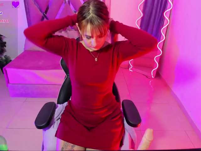 RIO-TAY1's BongaCams show and profile