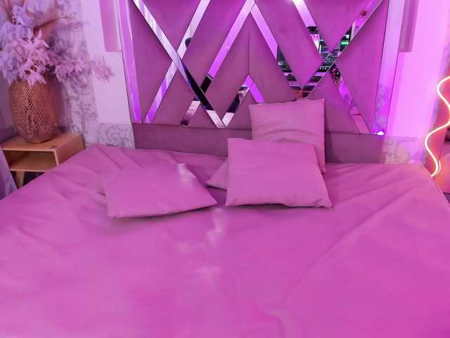 JENNA-TAY's BongaCams show and profile