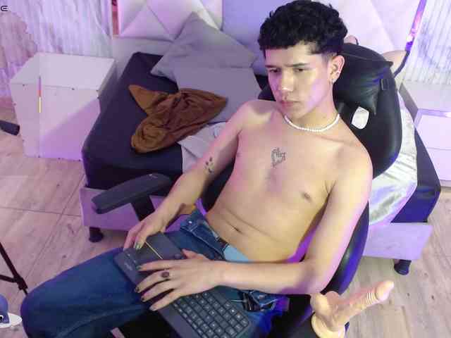 estefan-tay estefan-tay