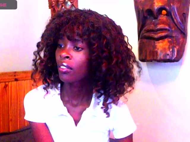 Natussi's BongaCams show and profile