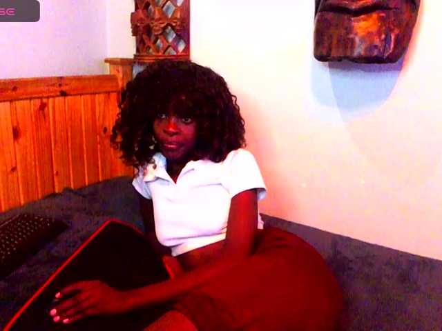 Natussi's BongaCams show and profile