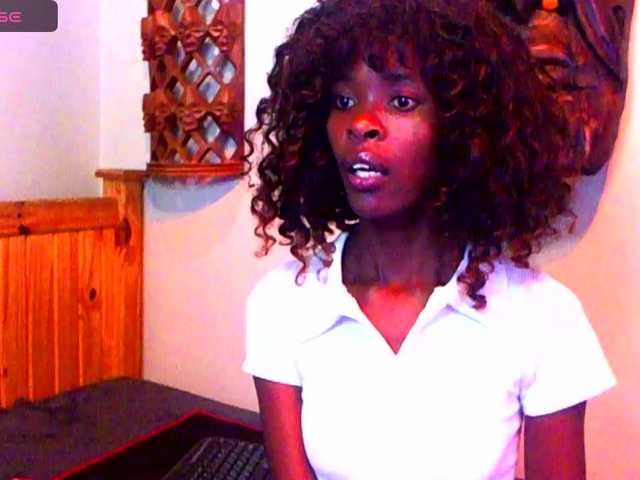 Natussi's BongaCams show and profile