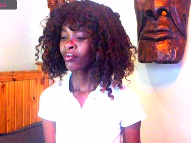 Natussi's BongaCams show and profile