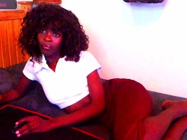 Natussi's BongaCams show and profile