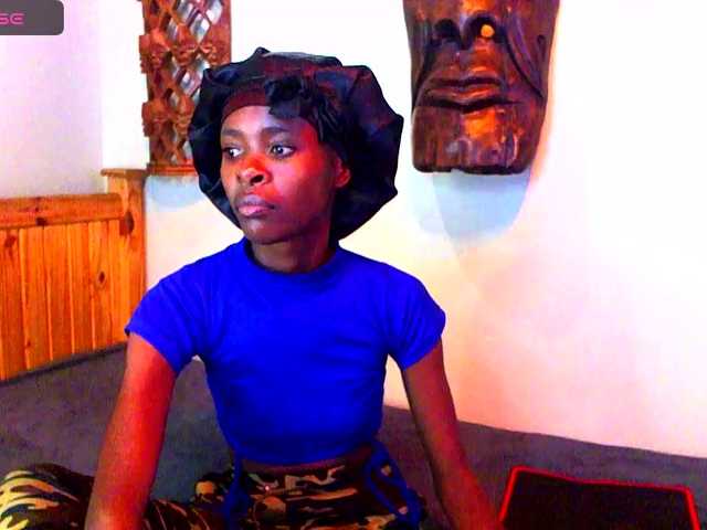 Natussi's BongaCams show and profile