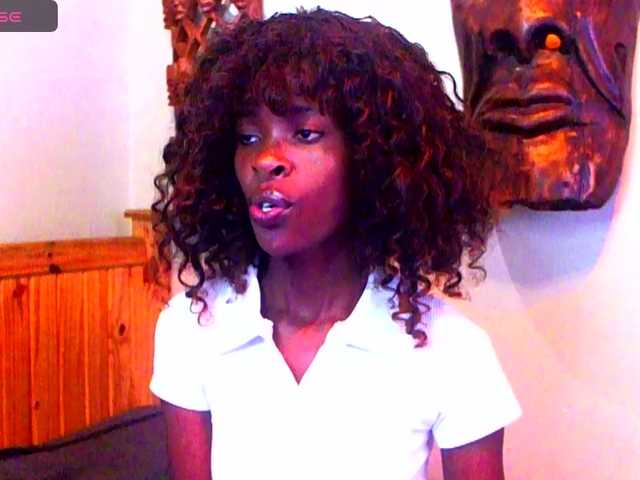 Natussi's BongaCams show and profile