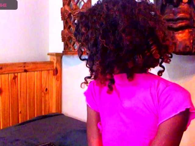 Natussi's BongaCams show and profile