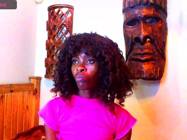 Natussi's BongaCams show and profile