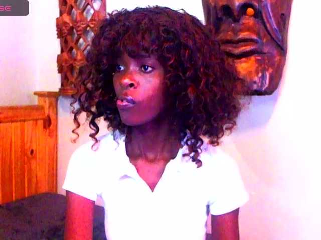 Natussi's BongaCams show and profile