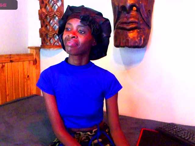 Natussi's BongaCams show and profile