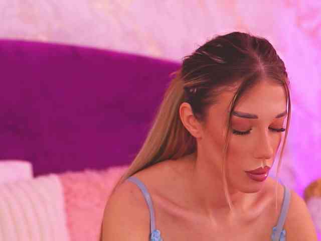 EllinaNuria EllinaNuria