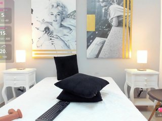 Chloebrunnie Porn Show