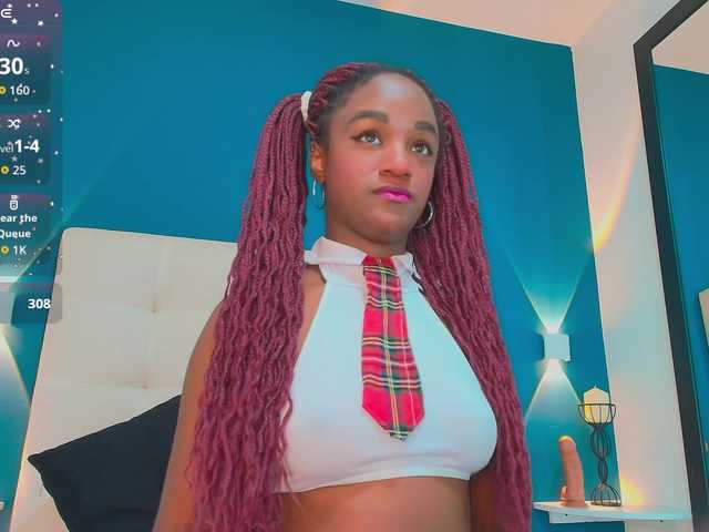 Chloebrunnie Live Cam on BongaCams